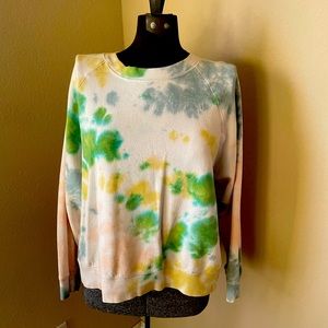 Old Navy tie dye crew neck sweatshirt